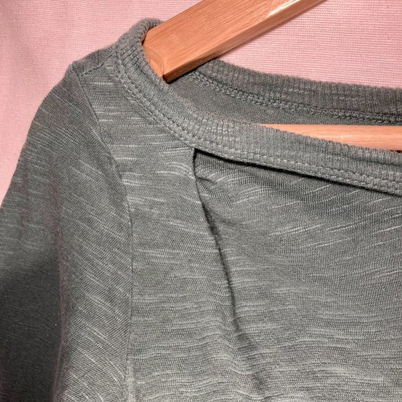 Anthropologie long sleeve tee - Picture 5 of 5